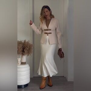 🌺SPRING NWT ZARA midi skirt S and size M